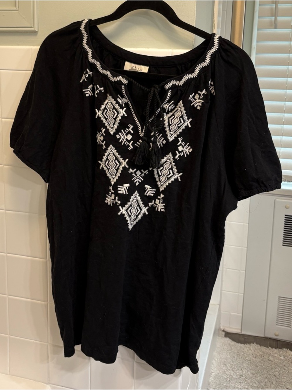 Embroidered Black Peasant Top with Tassel Tie 2x Style & co. Boho